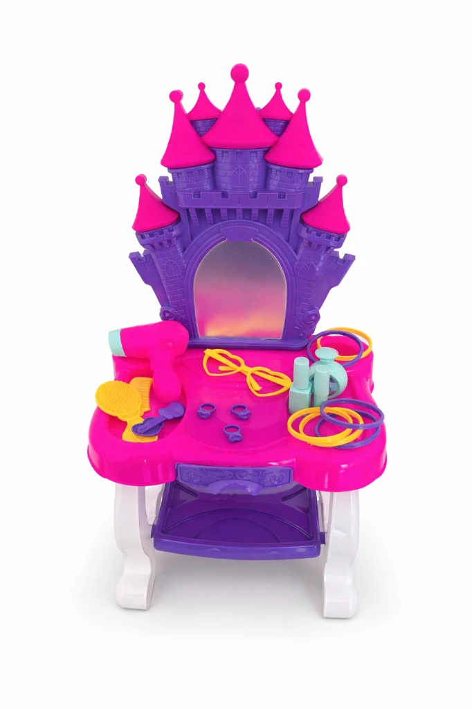 TCASTILLO-03.webp
